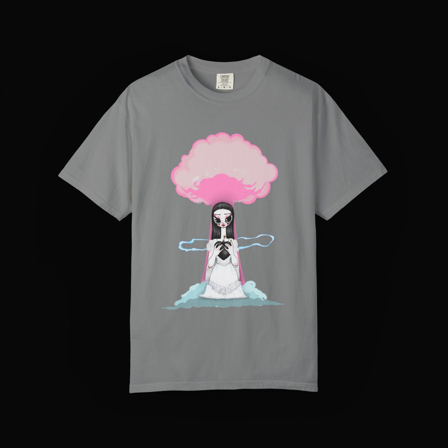 Love Bomb - T-Shirt