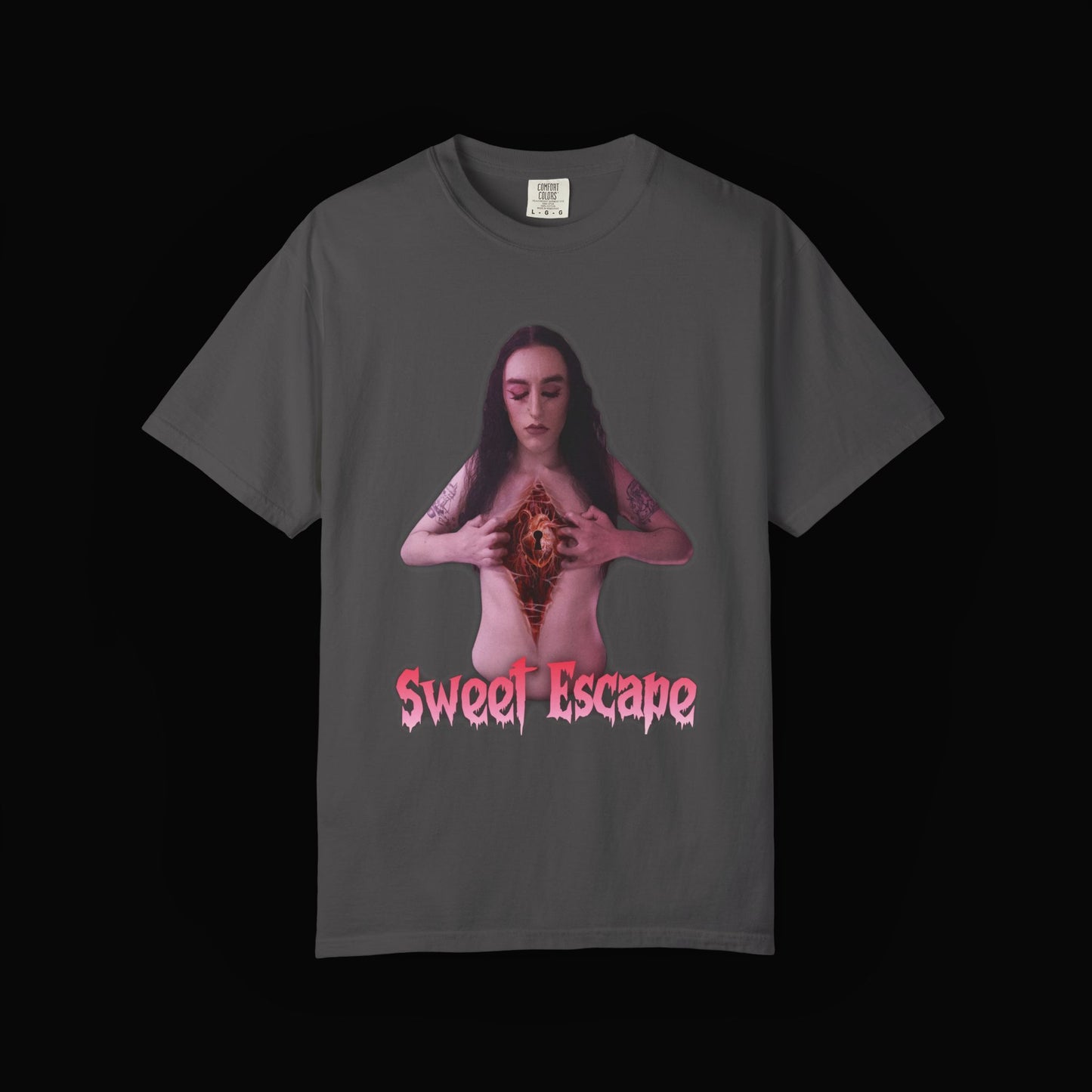 Sweet Escape - T-Shirt